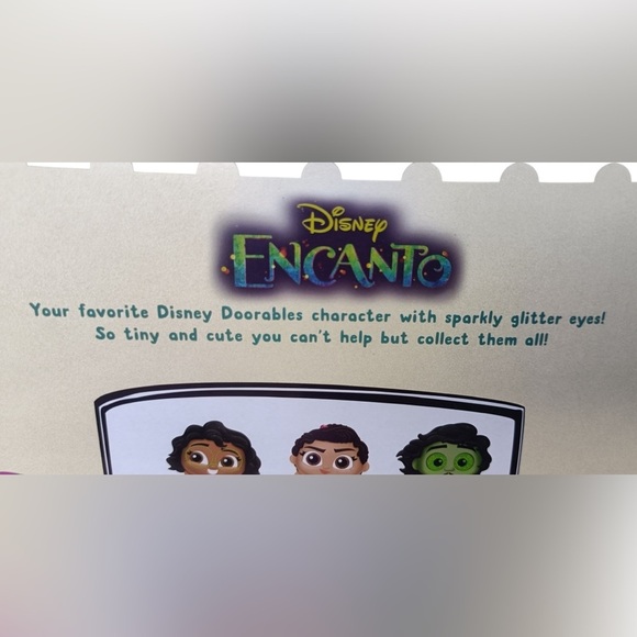 Disney Doorables Encanto Collection Playset - Green and Pink - Picture 3 of 3